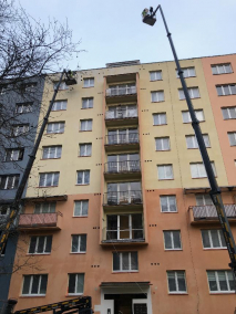 Olepení oken a aplikován biocidní a impregnační nátěr