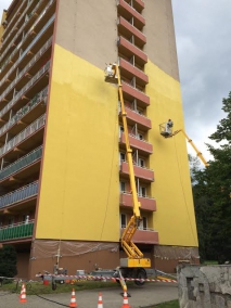 nátěr fasády panelového domu